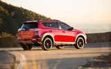 Toyota tăng tốc với phiên bản Adventure Rav4 năm 2018