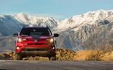 Toyota tăng tốc với phiên bản Adventure Rav4 năm 2018