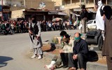 Mỹ hỗ trợ vũ khí và thiết bị quân sự cho lực lượng người Kurd ở Syria