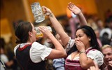 Hãy cùng uống cạn tại lễ hội bia Oktoberfest 2017