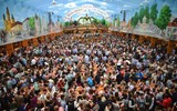 Hãy cùng uống cạn tại lễ hội bia Oktoberfest 2017