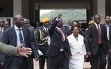 Bất ngờ với khoản tiền Tổng thống Mugabe nhận được khi từ chức