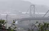 [ẢNH] Vụ sập cầu cạn tại Italia: Lực lượng cứu hộ nỗ lực tìm kiếm người sống sót