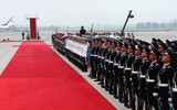 [ẢNH] Cái ôm nồng ấm của hai nhà lãnh đạo mở ra hy vọng trên bán đảo Triều Tiên