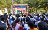 [ẢNH]  Những chiến sỹ Cảnh sát tương lai về với đồng bào 