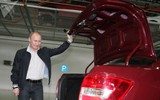 [ẢNH] Những chiếc xe nào đã từng được Tổng thống Nga Vladimir Putin sử dụng?