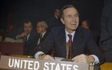 [ẢNH] Những hình ảnh quý giá về Tổng thống George Bush trước khi ra đi ở tuổi 94