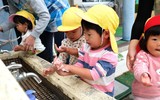 [ẢNH] Bí mật về thị trấn sinh con được thưởng tiền ở Nhật Bản