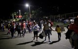 [ẢNH] Hành trình gian khổ của đoàn người di cư Honduras đang đổ về biên giới với Mỹ