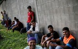 [ẢNH] Hành trình gian khổ của đoàn người di cư Honduras đang đổ về biên giới với Mỹ
