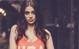 [ẢNH] Nỗi kinh hoàng của người mẫu nóng bỏng khi ủng hộ Tổng thống Trump