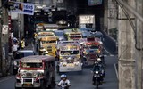 [ẢNH] Khai tử xe buýt nhỏ jeepney 