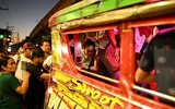 [ẢNH] Khai tử xe buýt nhỏ jeepney 