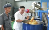 [ẢNH] Chủ tịch Kim Jong-un thị sát các cơ sở kinh tế của Triều Tiên