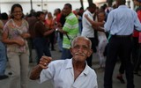 [ẢNH] Người dân Venezuela tìm kiếm niềm vui thường nhật