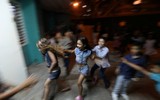 [ẢNH] Người dân Venezuela tìm kiếm niềm vui thường nhật