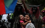 [ẢNH] Người dân Venezuela tìm kiếm niềm vui thường nhật