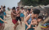 [ẢNH] Thú vị cách giải nhiệt mùa hè của người dân Bình Nhưỡng