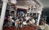 [ẢNH] Ảnh hiếm về lễ khai trương Công viên giải trí Disneyland tại Mỹ năm 1955