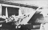 [ẢNH] Đẳng cấp phi công F-15 Israel: Rụng cánh, bung nắp buồng lái vẫn hạ cánh an toàn