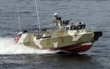 [ẢNH] Nga bất ngờ chuyển giao xuồng cao tốc Raptor tối tân cho Syria