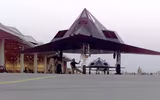 [ẢNH] F-117A Nighthawk bị bắn hạ chỉ sau vài chục giây trong lần đầu không chiến