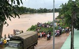 [ẢNH] 1.000 bộ đội Việt Nam giúp Lào khắc phục thảm họa vỡ đập thủy điện