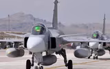 [ẢNH] Chỉ có ở Thụy Điển: JAS-39 ném bom GBU-12 để... chữa cháy rừng