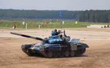 [ẢNH] Xe tăng T-72B3 long cả tháp pháo sau phần thi vượt chướng ngại vật