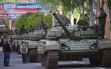[ẢNH] Ly khai miền Đông Ukraine học tập chiến thuật sử dụng xe tăng của Syria