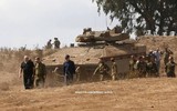 [ẢNH] Israel bất ngờ tung xe thiết giáp lạ áp sát biên giới Syria