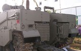[ẢNH] Israel bất ngờ tung xe thiết giáp lạ áp sát biên giới Syria