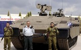 [ẢNH] Israel bất ngờ tung xe thiết giáp lạ áp sát biên giới Syria