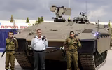 [ẢNH] Israel bất ngờ tung xe thiết giáp lạ áp sát biên giới Syria
