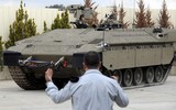 [ẢNH] Israel bất ngờ tung xe thiết giáp lạ áp sát biên giới Syria