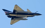 [ẢNH] Tiêm kích J-10 Trung Quốc bốc cháy tại Nga khi chưa kịp biểu diễn