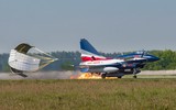 [ẢNH] Tiêm kích J-10 Trung Quốc bốc cháy tại Nga khi chưa kịp biểu diễn