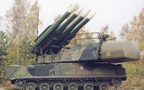 [ẢNH] Buk-M1 của Ukraine khiến người dân hú vía vì sự cố xảy ra khi duyệt binh