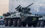 [ẢNH] Ukraine duyệt binh khoe sức mạnh quân sự không thua kém Nga