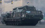 [ẢNH] Ukraine duyệt binh khoe sức mạnh quân sự không thua kém Nga