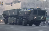 [ẢNH] Ukraine duyệt binh khoe sức mạnh quân sự không thua kém Nga