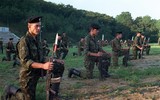 [ẢNH] Toan tính của Nga khi bất ngờ cho thủy quân lục chiến đổ bộ lên bờ biển Syria