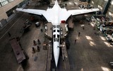 [ẢNH] Nga gây sốc khi dự định biến Tu-160 thành máy bay chở khách siêu âm
