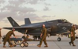 [ẢNH] Tàu USS Essex mang đầy F-35B phải sớm hồi hương, phòng không Syria 