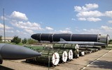 [ẢNH] Ukraine tái trang bị vũ khí hạt nhân khi Nga đưa tên lửa nhiệt hạch tới Crimea?