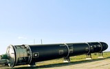 [ẢNH] Ukraine tái trang bị vũ khí hạt nhân khi Nga đưa tên lửa nhiệt hạch tới Crimea?
