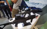 [ẢNH] Vũ khí bộ binh hiện đại do Việt Nam chế tạo tại Triển lãm Indo Defence 2018