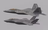 [ẢNH] Chuyên gia Nga chê F-22 không có khả năng đánh đất và 