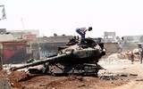 [ẢNH] Sự thực về con số hàng ngàn xe tăng, thiết giáp của Syria bị phiến quân phá hủy