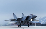 [ẢNH] Nghiêm trọng: 4 tiêm kích MiG-31 của Nga đồng loạt hạ cánh khẩn cấp, điều gì đã xảy ra?